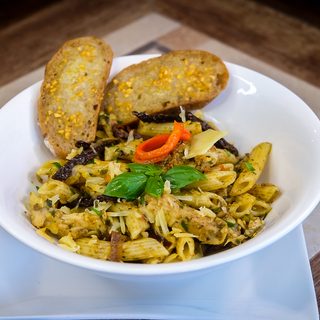 Chicken Penne (warm salad)